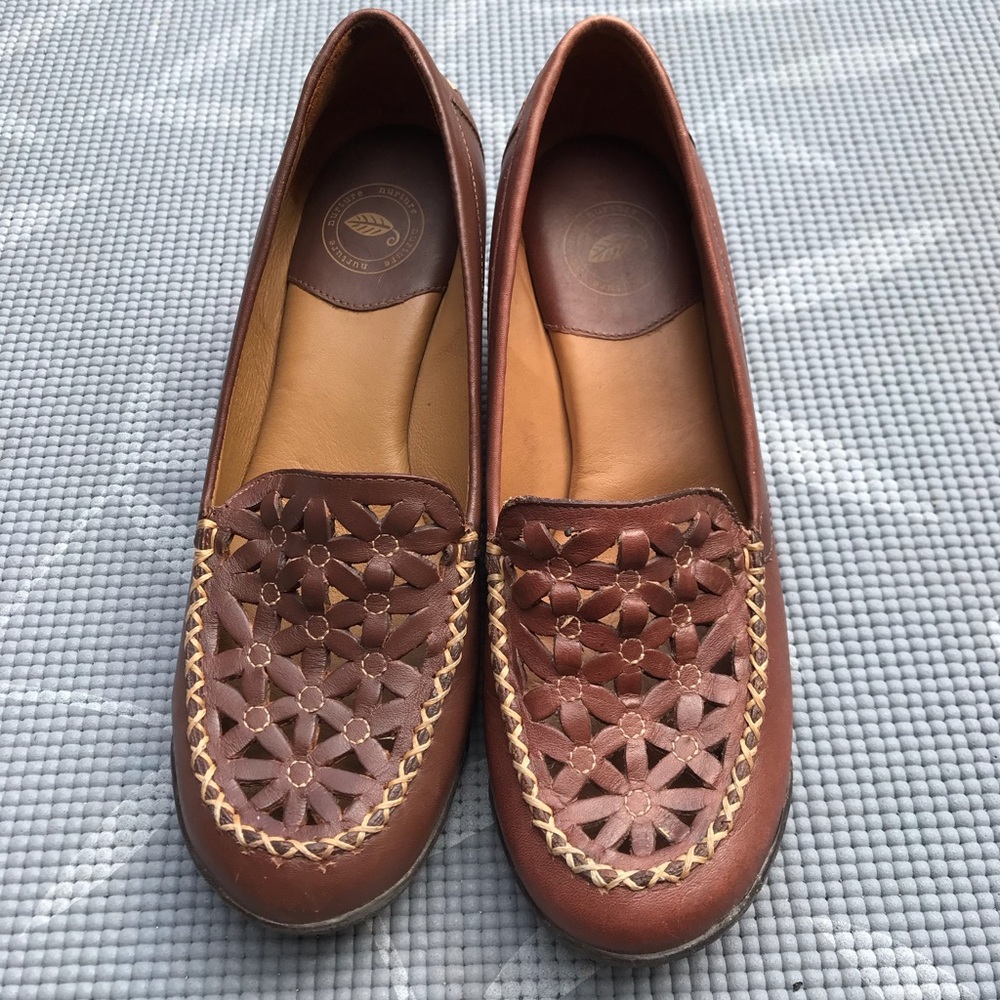 Nurture Brown leather wedge shoe